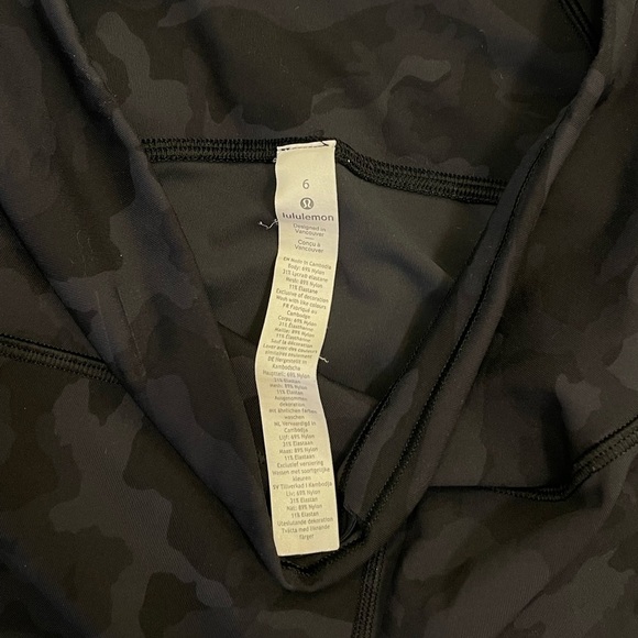 Lululemon Train Times Crop *25” Incognito Camo Multi Grey / Black - Picture 5 of 10